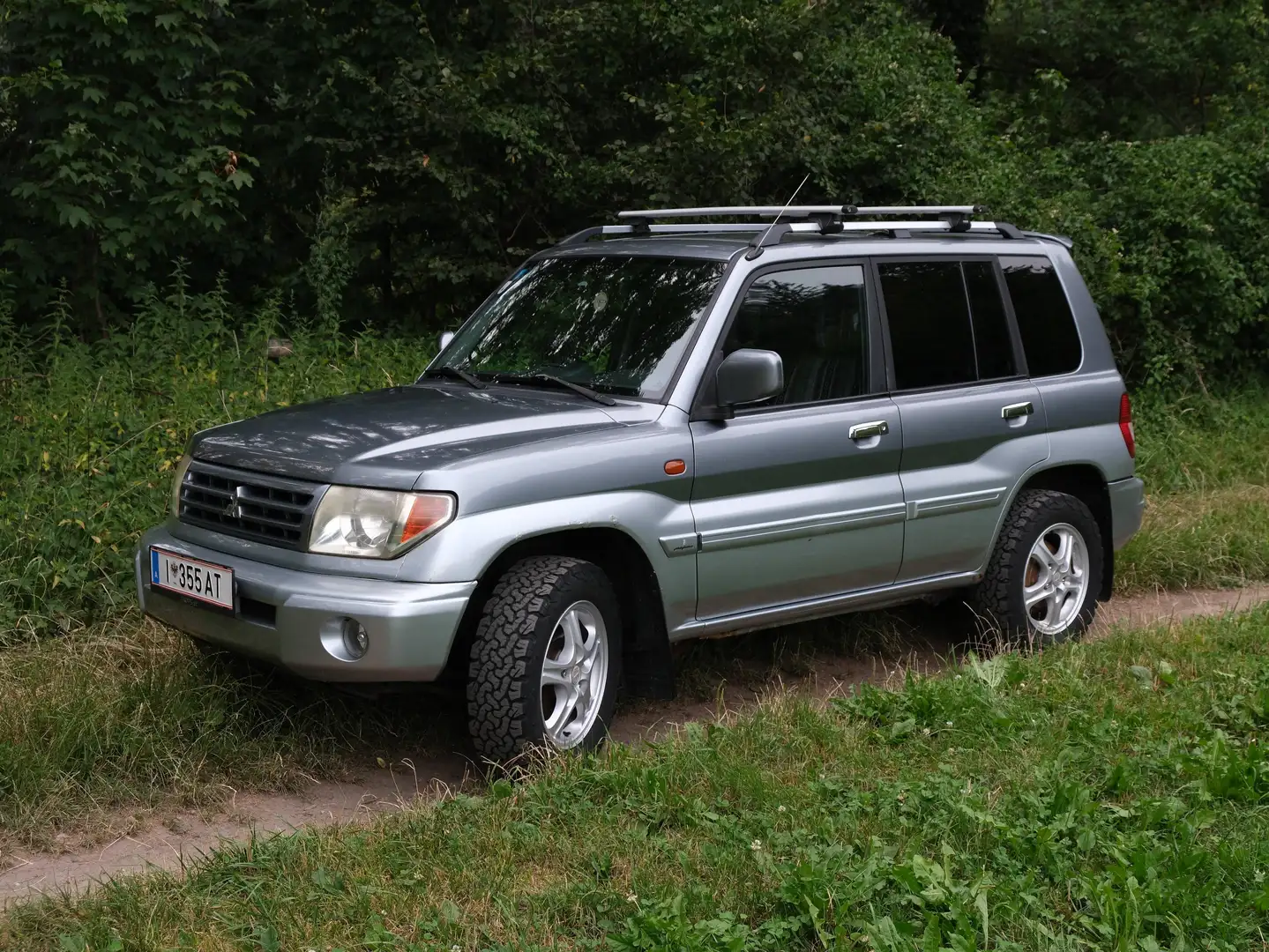 Mitsubishi Pajero Pinin Pajero Pinin Wagon 1,8 MPI Diamondline Diamondline Silber - 1