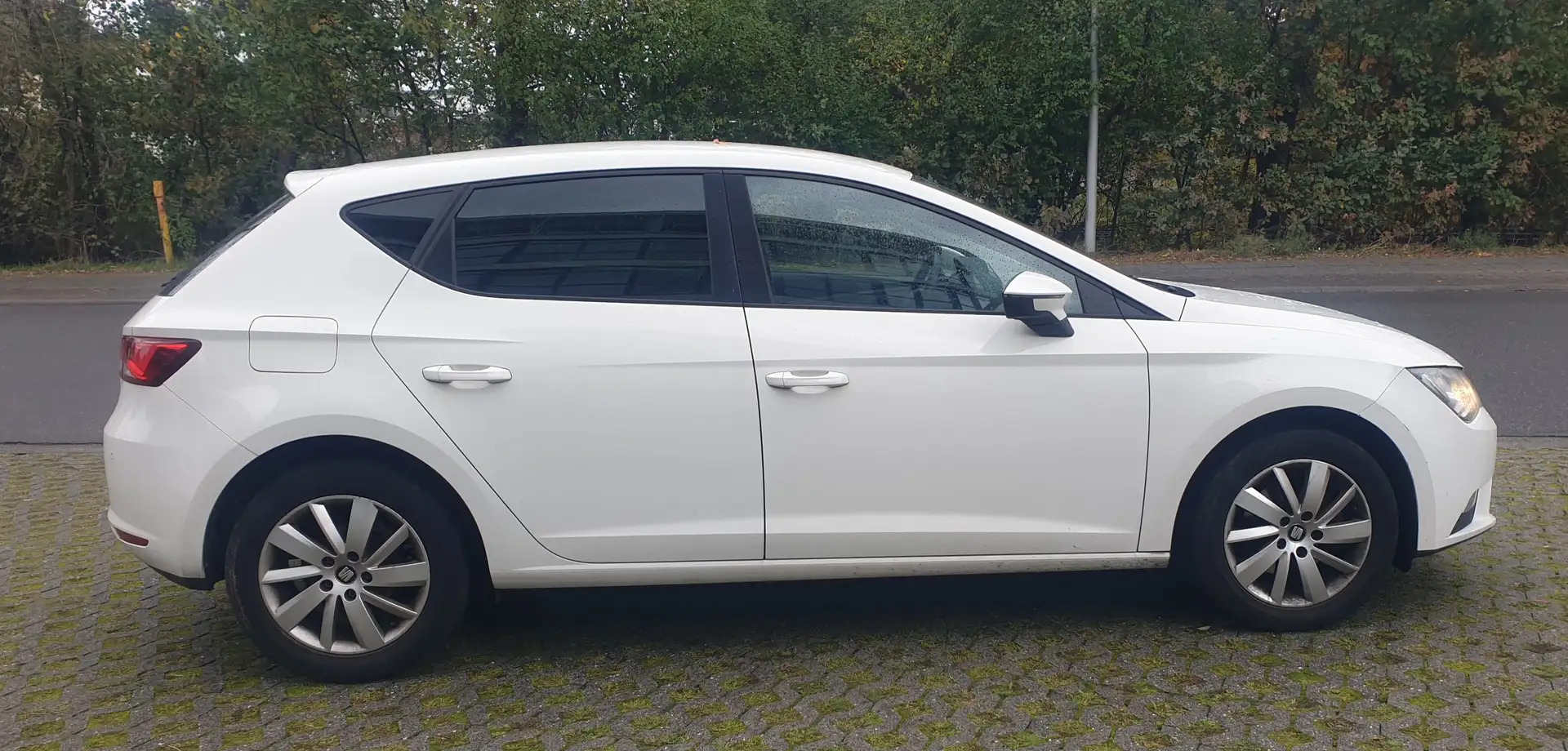 SEAT Leon Reference Alb - 2