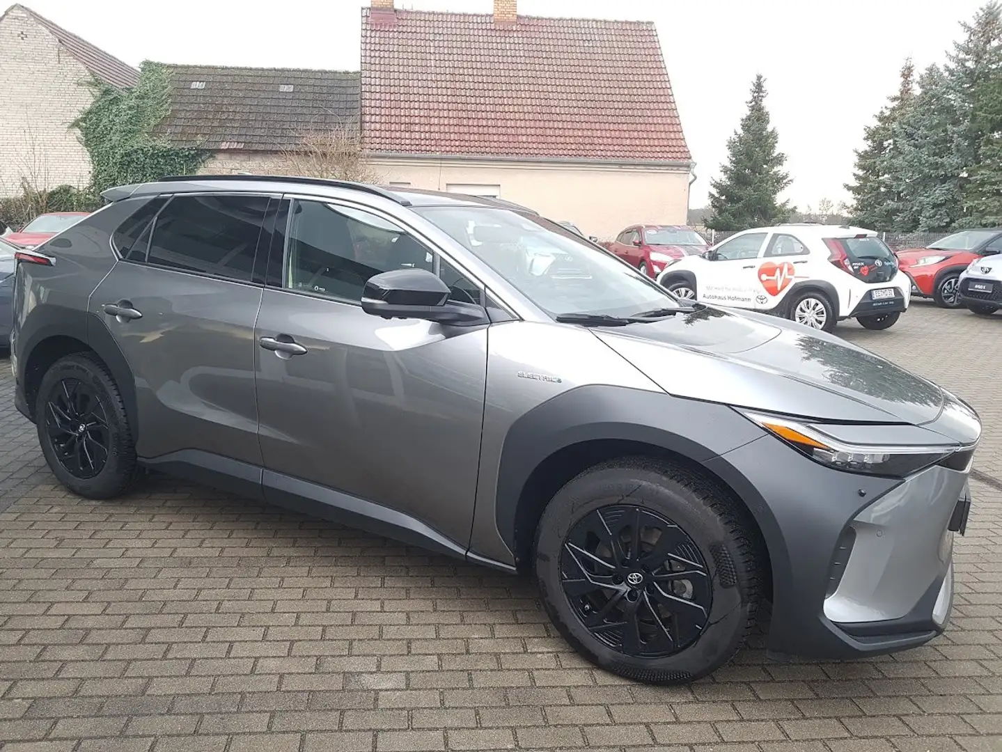 Toyota bZ4X Comfort+Technik-Paket + Winterräder Gri - 2