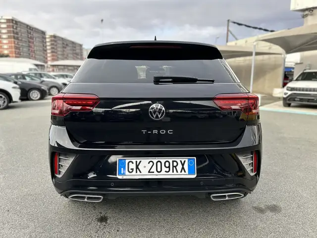 Volkswagen T-Roc view 6