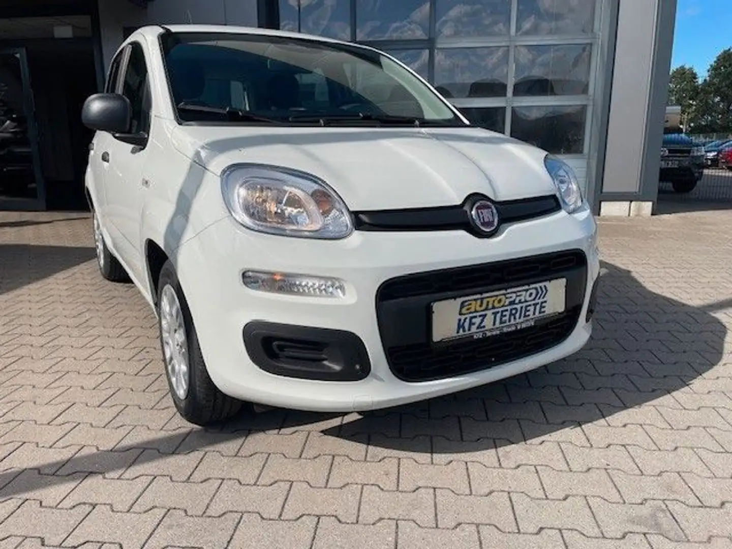Fiat Panda 1.0 Hybrid Blanc - 1