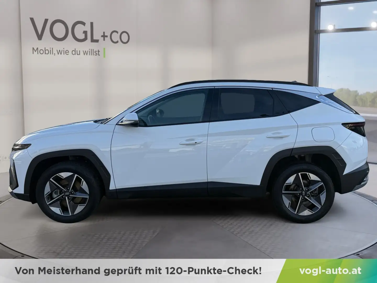 Hyundai TUCSON NX4 GO Plus 1,6 T-GDI 4WD DCT Weiß - 2