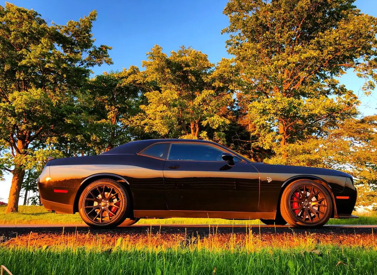 Dodge Challenger photo Dodge Challenger