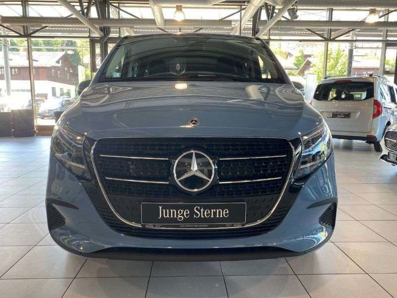 Mercedes-Benz V 250