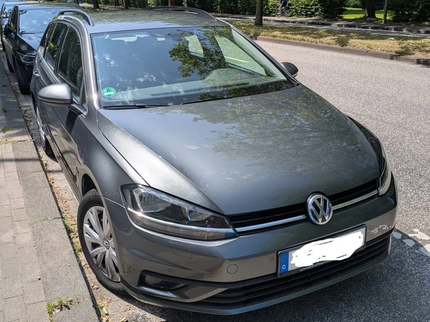 Volkswagen Golf Variant Golf Variant 1.0 TSI OPFTrendline Grau - 2