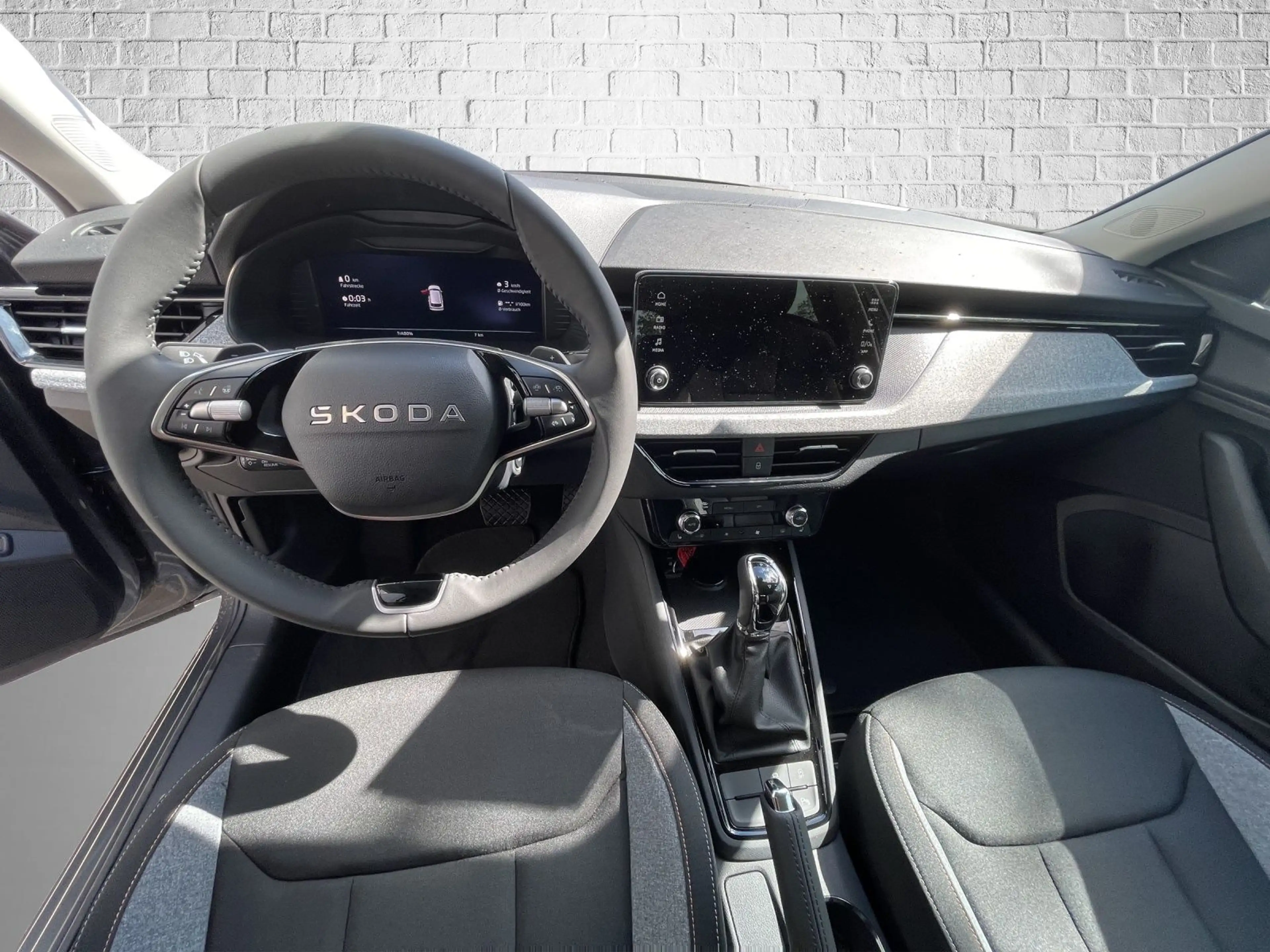 Skoda Kamiq 1.0 TSI DSG Automatik - Balance — photo 13