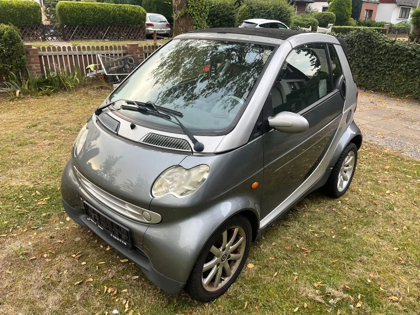 smart forTwo pure Cabrio,el.Fhe,ABS,Auto,Alufelgen,2.H Gris - 1