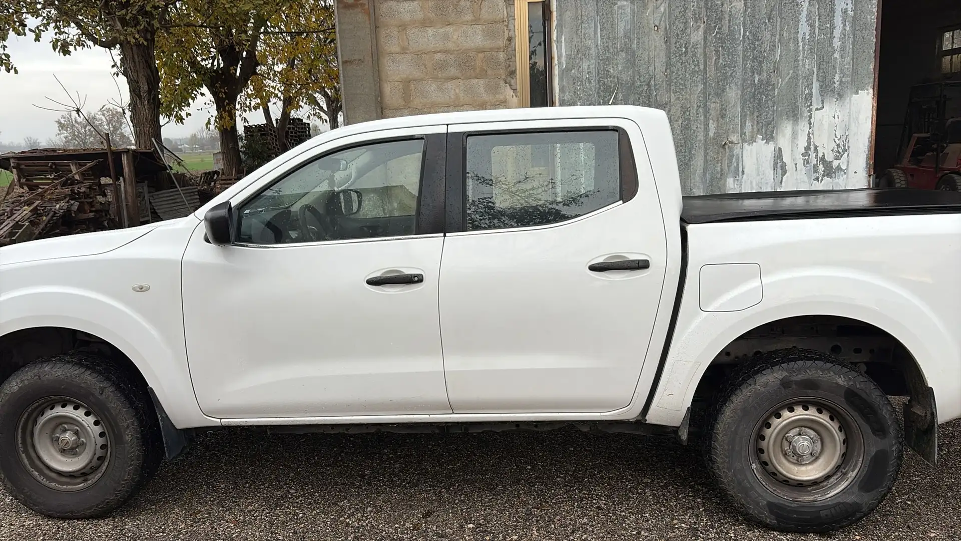 Nissan Navara k.cab 2.5 dci Sport 174cv - 2