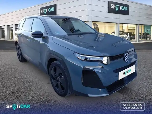 Citroen C5 Aircross view 3