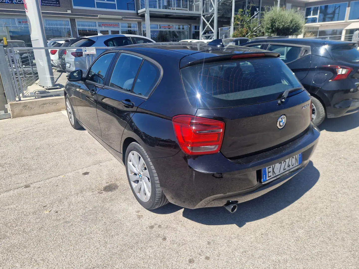 BMW 120 120d 5p Unique Nero - 2