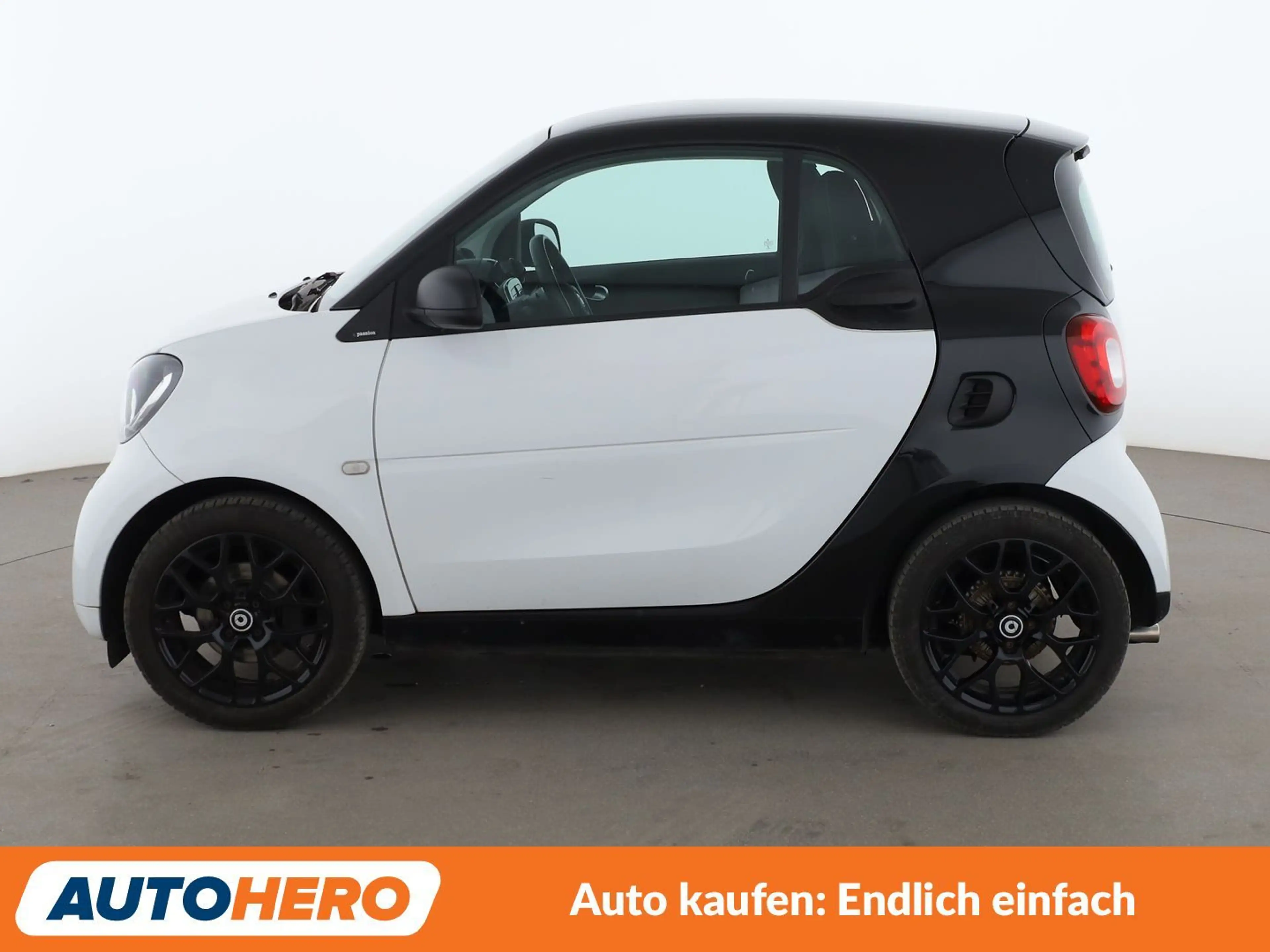 smart forTwo 1.0 Basis passion Aut.*TEMPO*SHZ*KLIMA* — photo 3