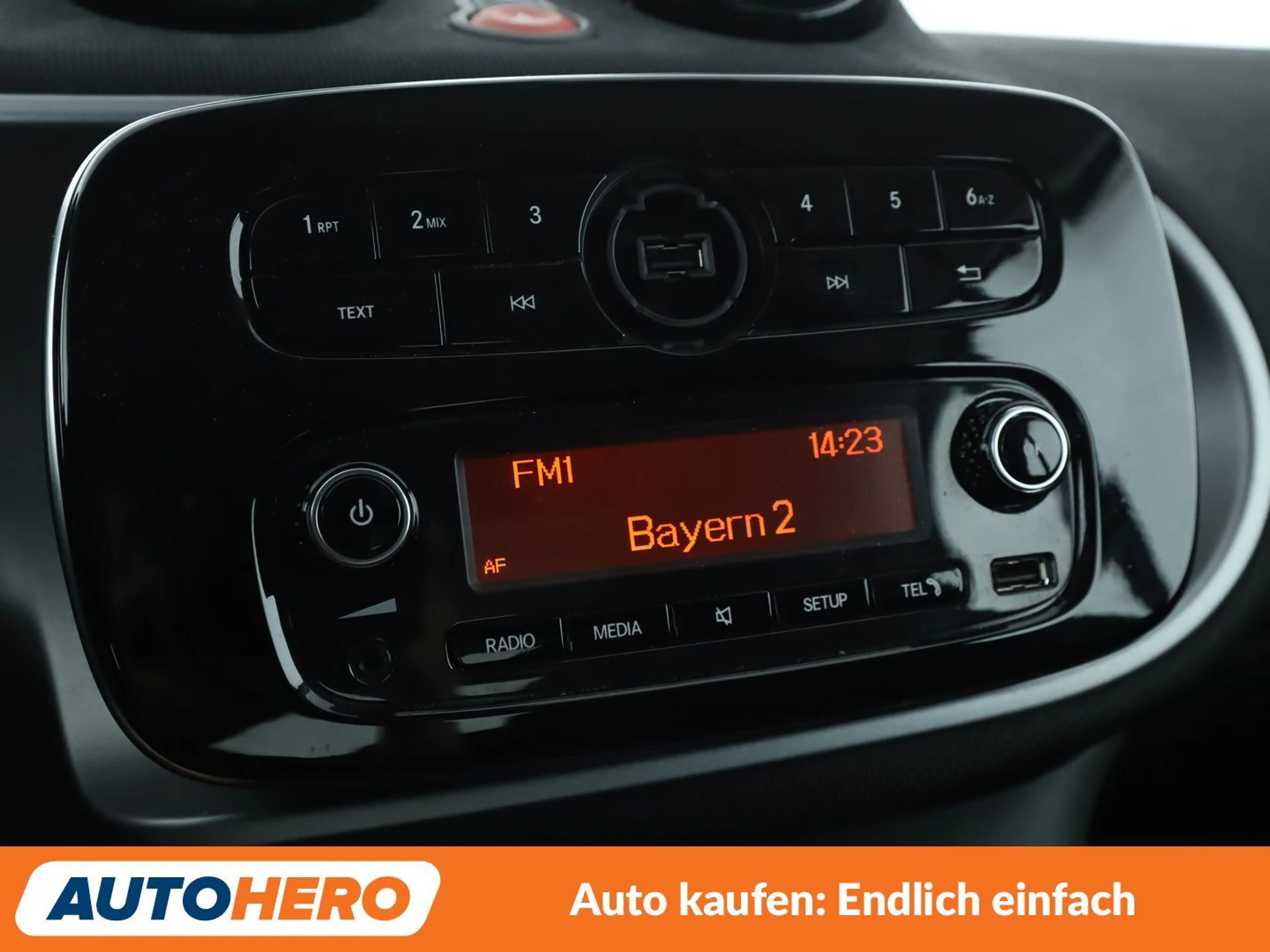 smart forTwo 1.0 Basis passion Aut.*TEMPO*SHZ*KLIMA* — photo 15