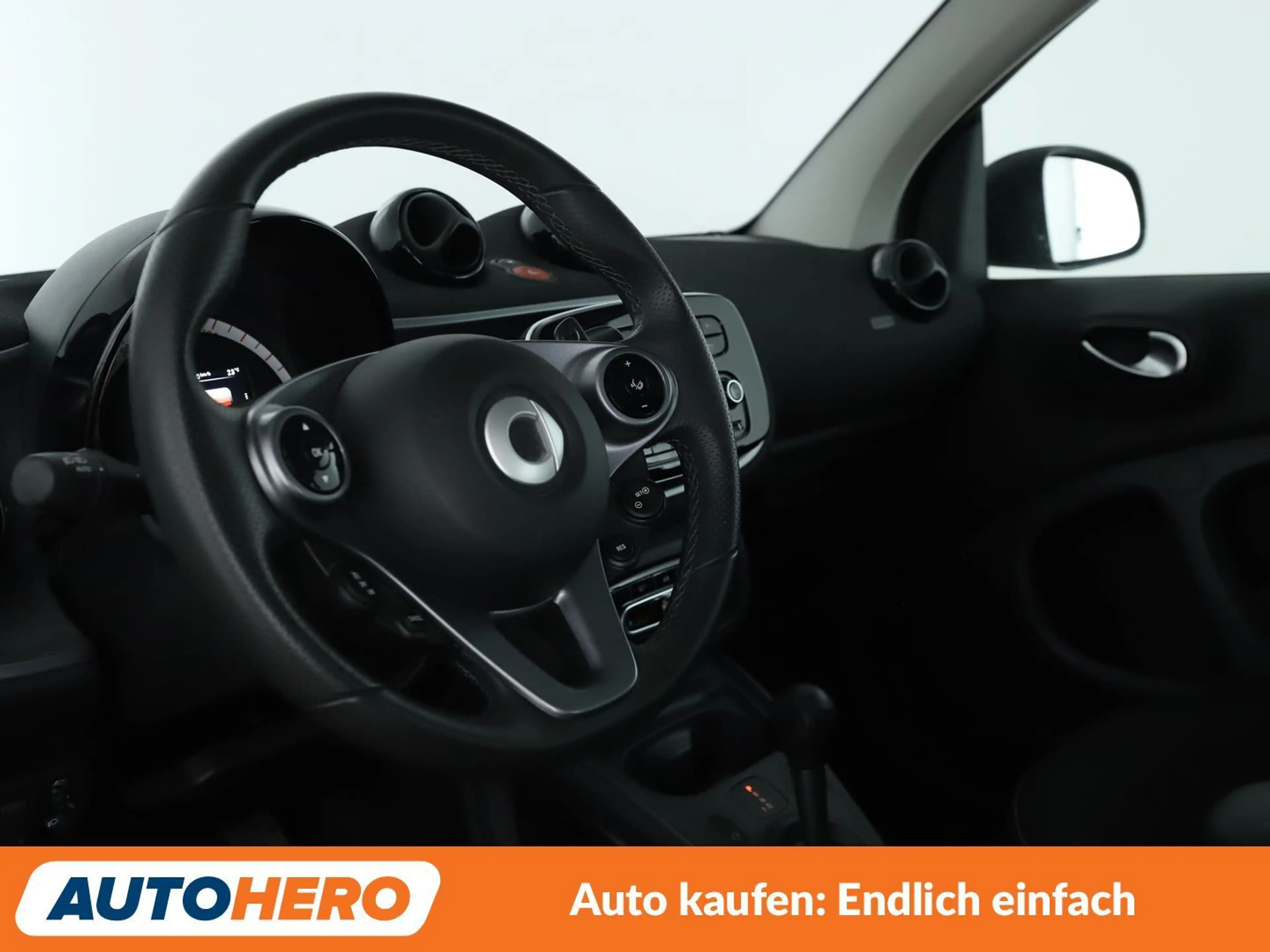 smart forTwo 1.0 Basis passion Aut.*TEMPO*SHZ*KLIMA* — photo 10