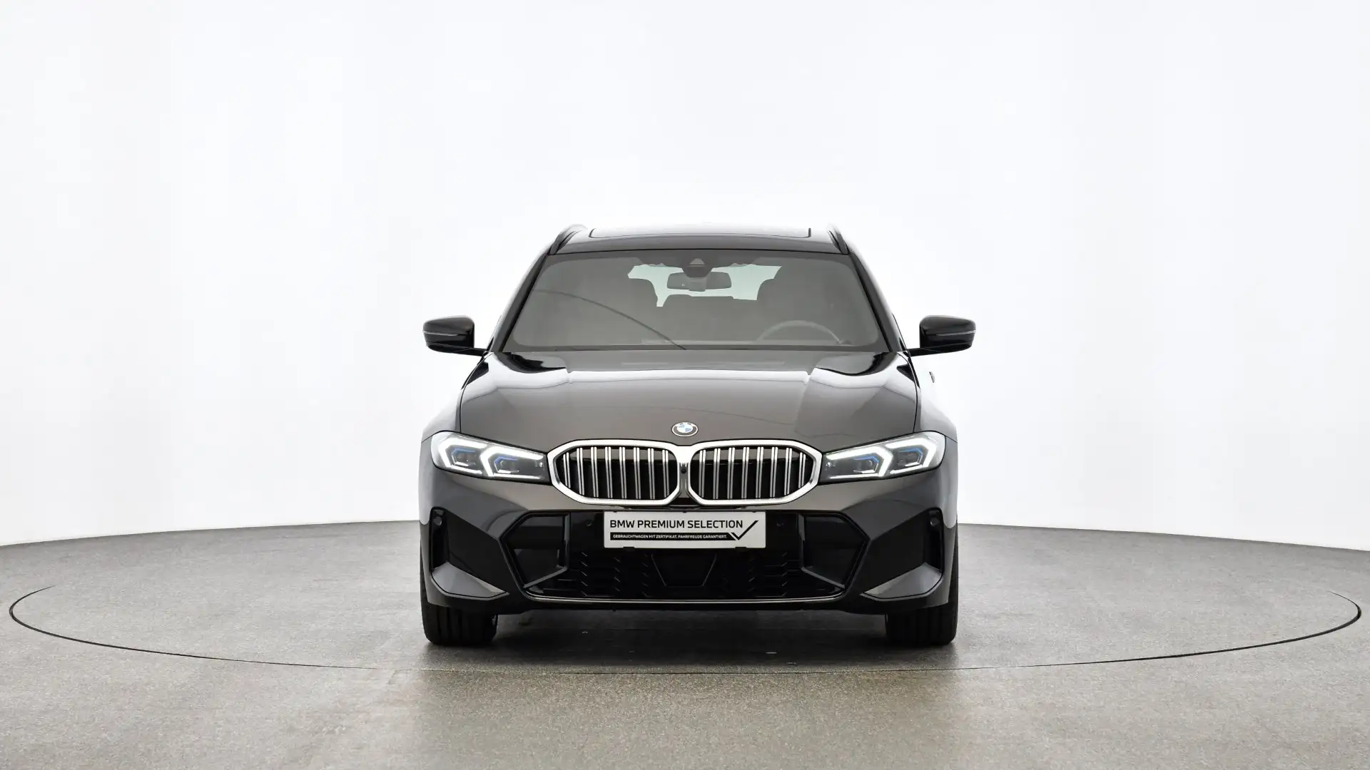 BMW 320 d xDrive Schwarz - 2