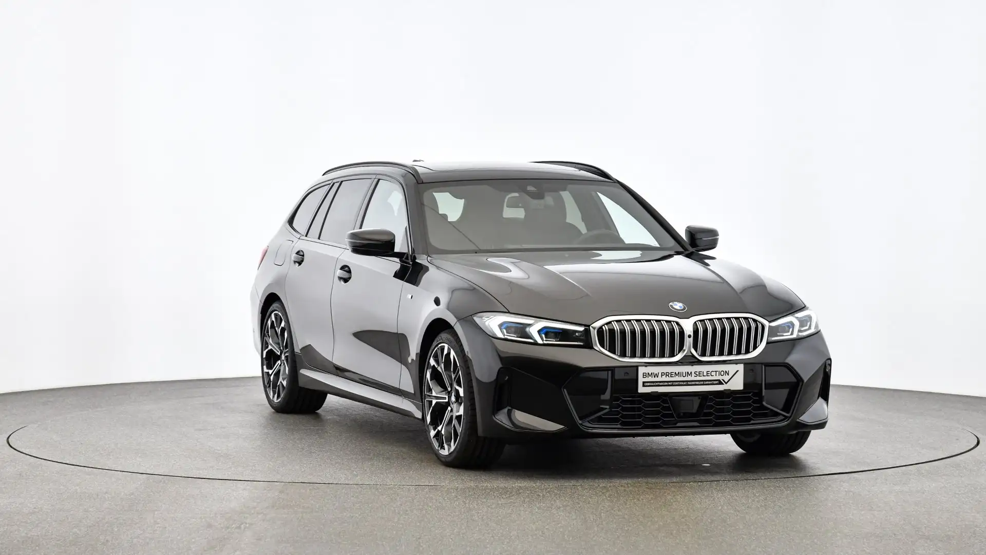 BMW 320 d xDrive Schwarz - 1