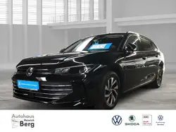 Volkswagen Passat Business 1.5 eTSI DSG AHK klappbar Navi Digitales