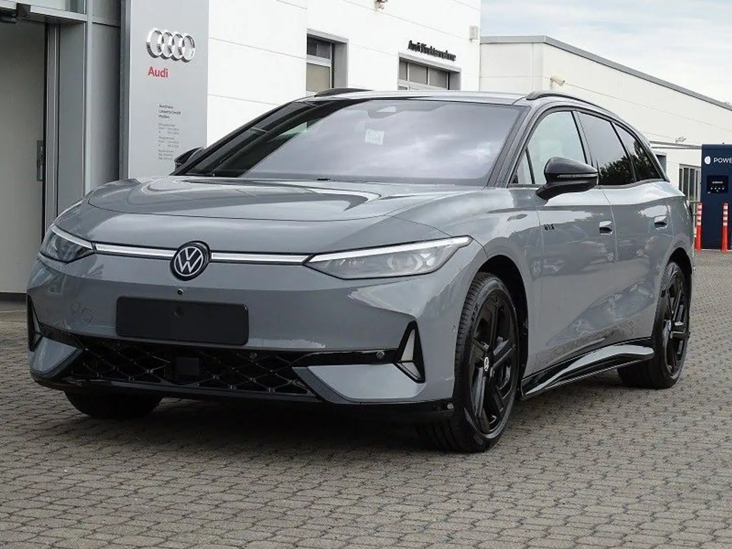 Volkswagen ID.7 GTX Plus Tourer 4MOTION 250kW Gris - 1