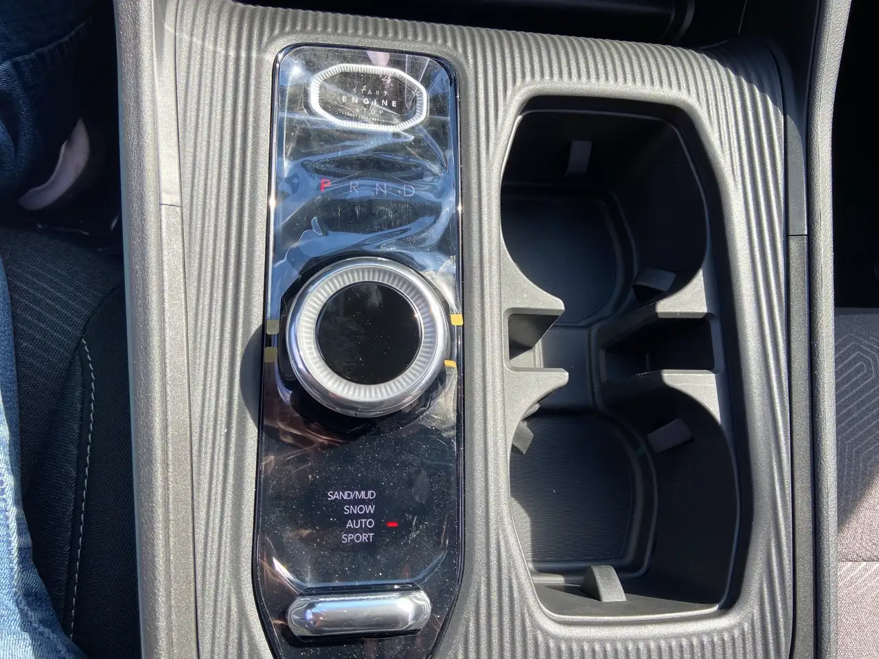 Jeep Cherokee снимка Jeep Cherokee