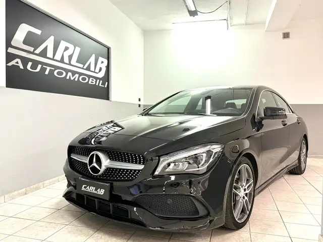 Mercedes-Benz CLA 220 d Premium AMG 177cv auto PARI AL NUOVO