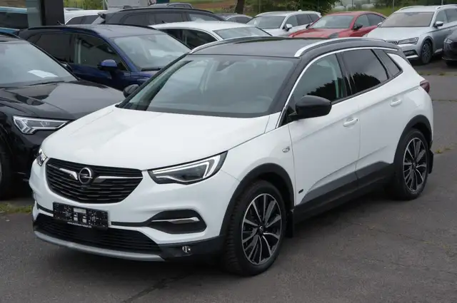 Opel Grandland X Ultimate 4x4*AHK*ACC*KAM*LEDER*LED*