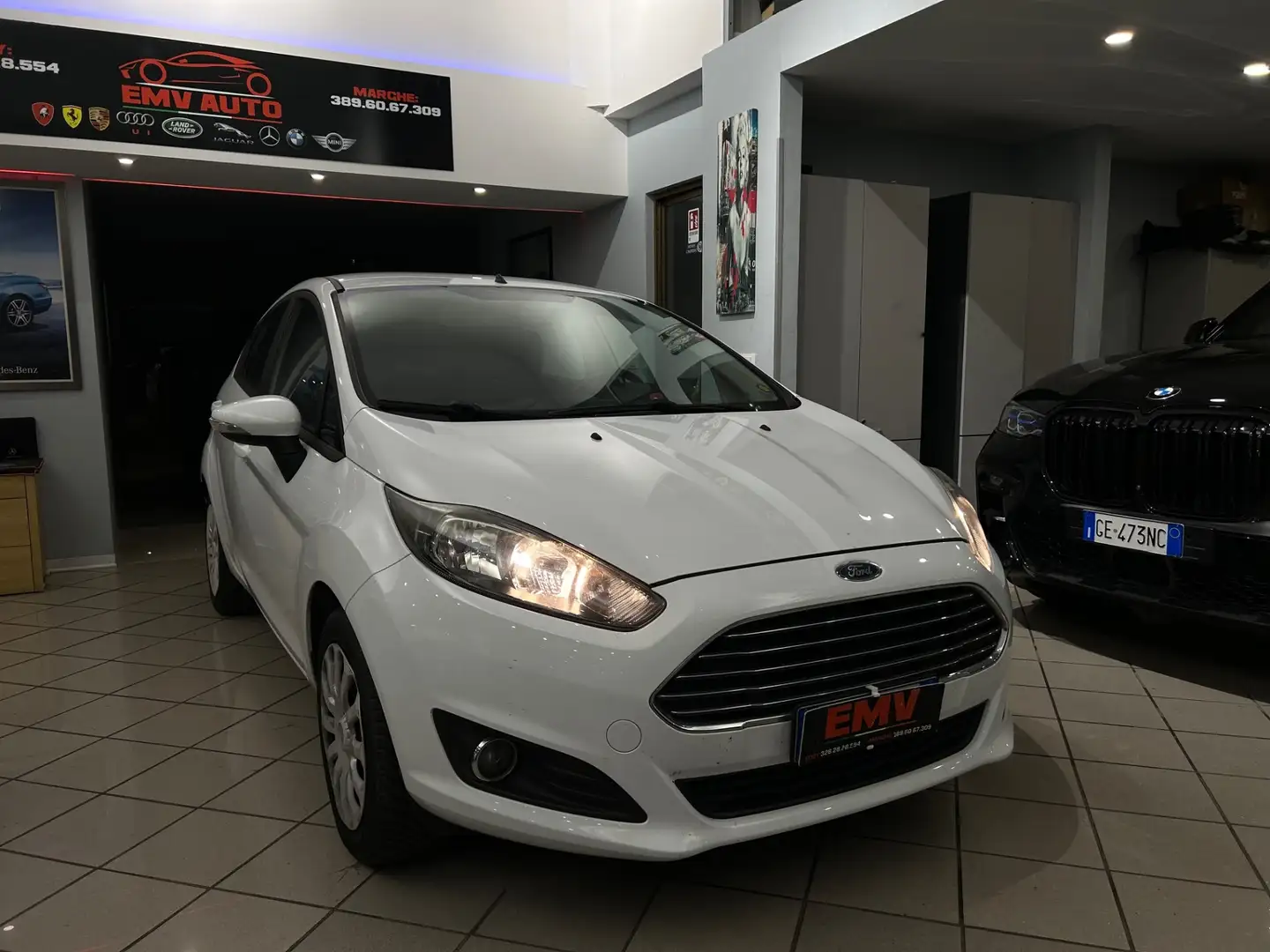 Ford Fiesta Fiesta 1.5 TDCi 75CV 5 porte Black & White Edition Weiß - 1