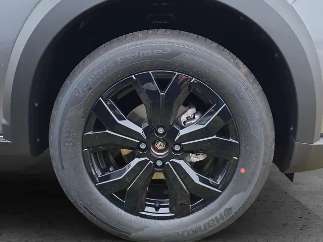 Dacia Sandero Stepway view 5