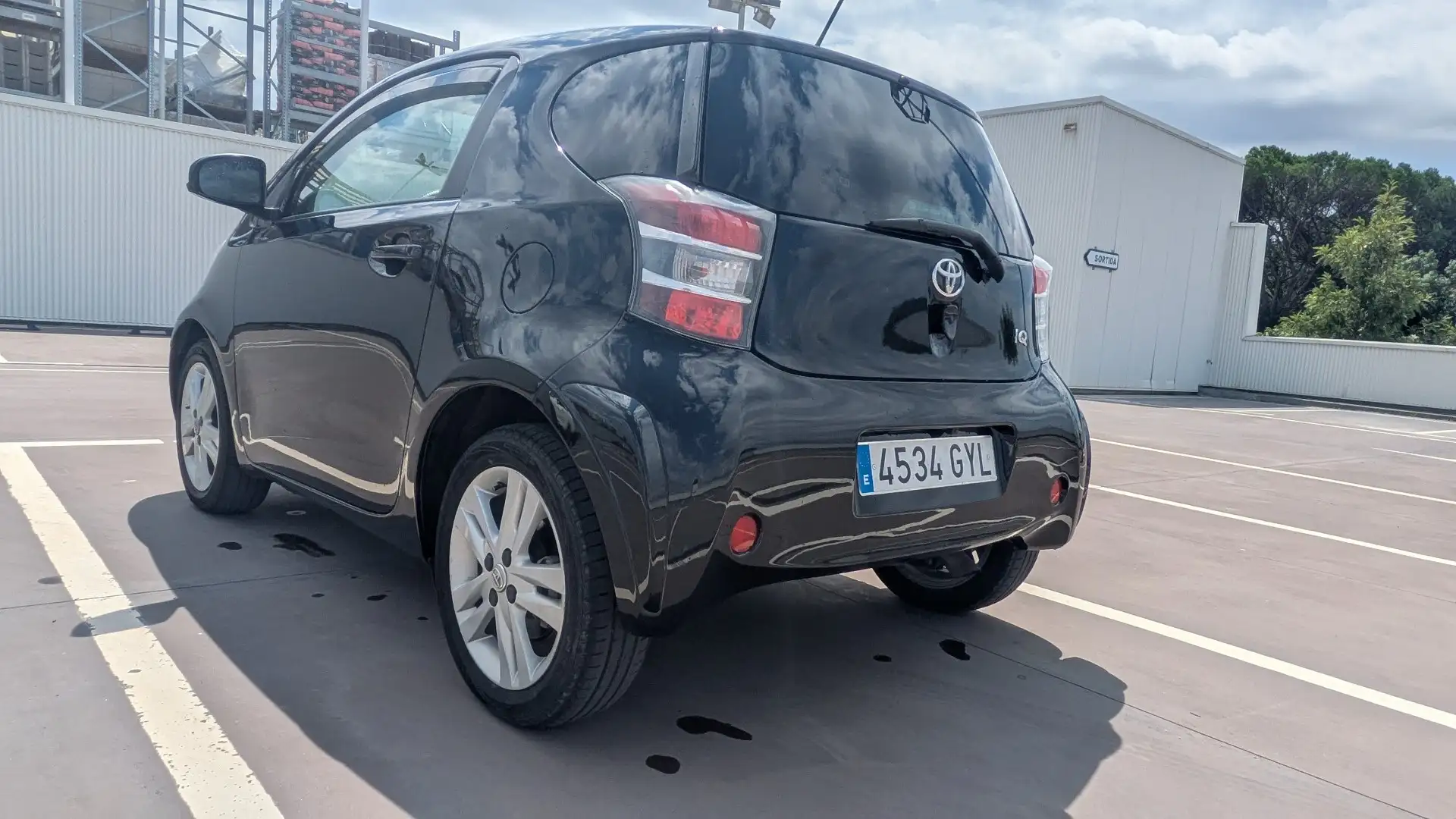 Toyota iQ iQ2 1.33 VVT-i Dual - 2