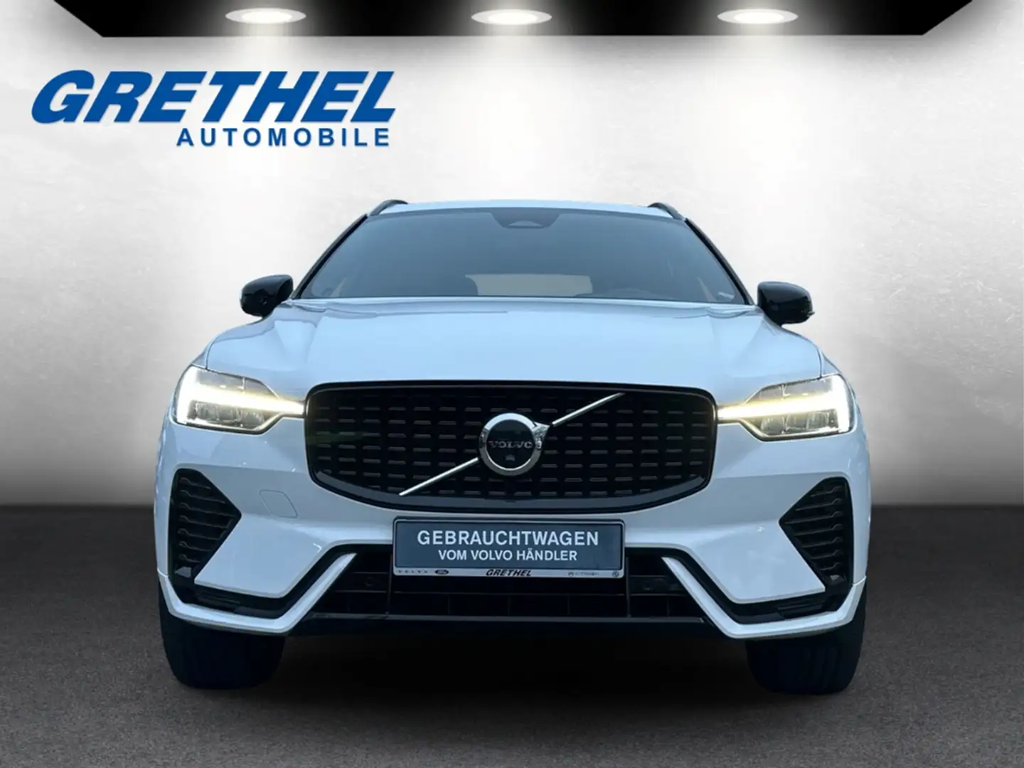 Volvo XC60 R-Design 2WD AHK-klappbar Navi Leder Digitales Coc Wit - 2