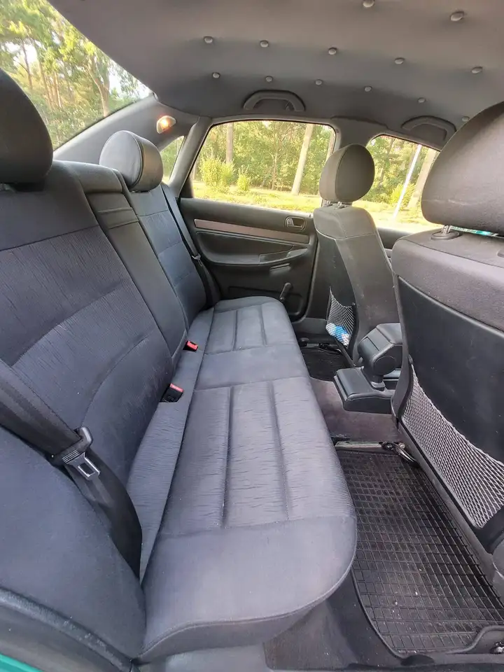 Audi A4 1.6, foto 6