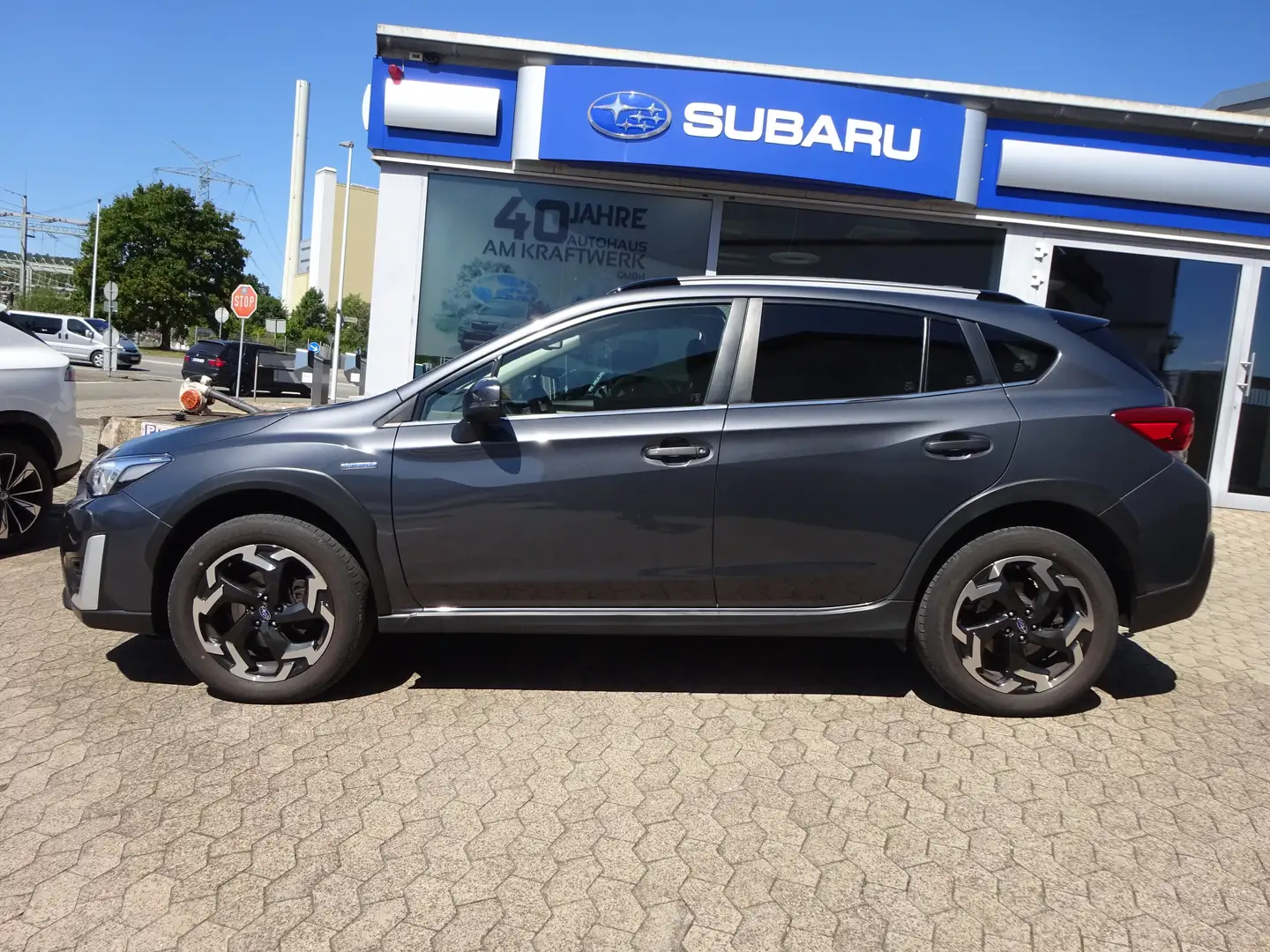 Subaru XV 2.0ie Active *2.Hd*AHK*MwSt* Gris - 2