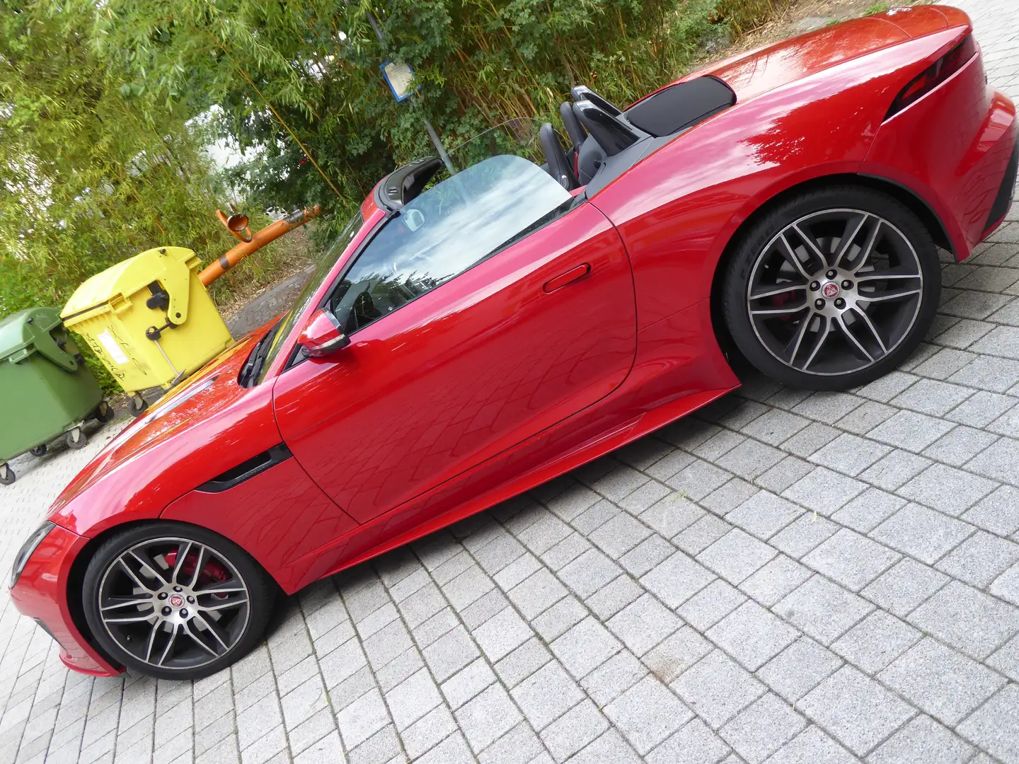 Jaguar F-Type Cabriolet 2.0 Aut. Chequered Flag Roşu - 1