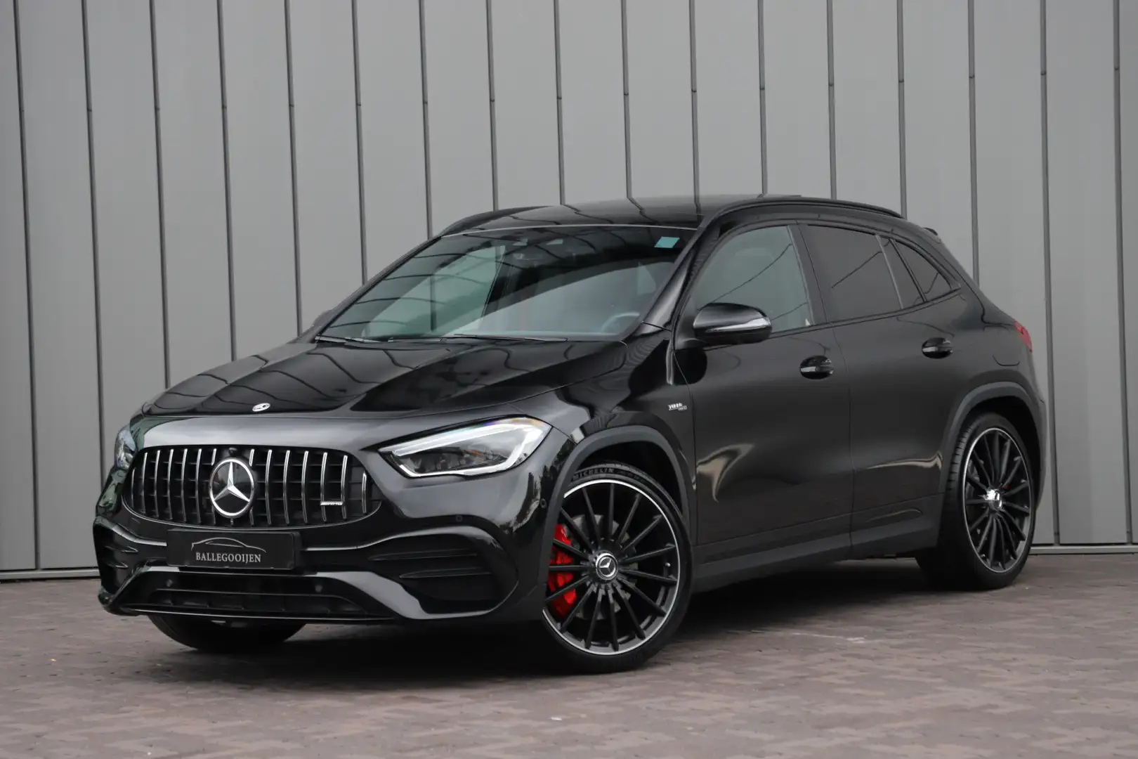 Mercedes-Benz GLA 35 AMG 4MATIC Aut8 | 306PK | Pano | Adaptief-onderstel | Noir - 1