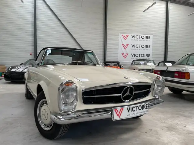 Mercedes-Benz SL 280 W113 Pagode Boite Mécanique