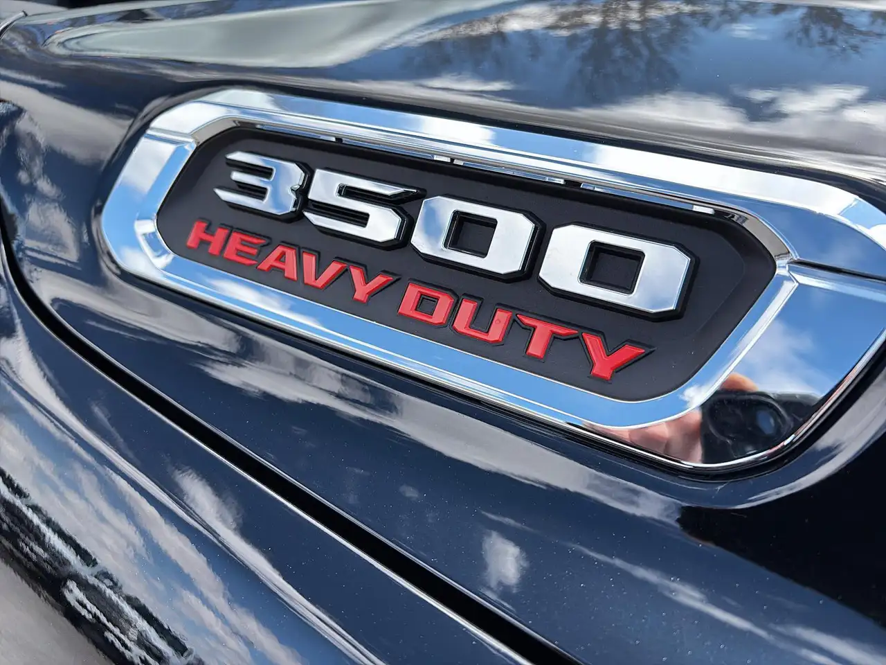 RAM 3500 снимка RAM 3500