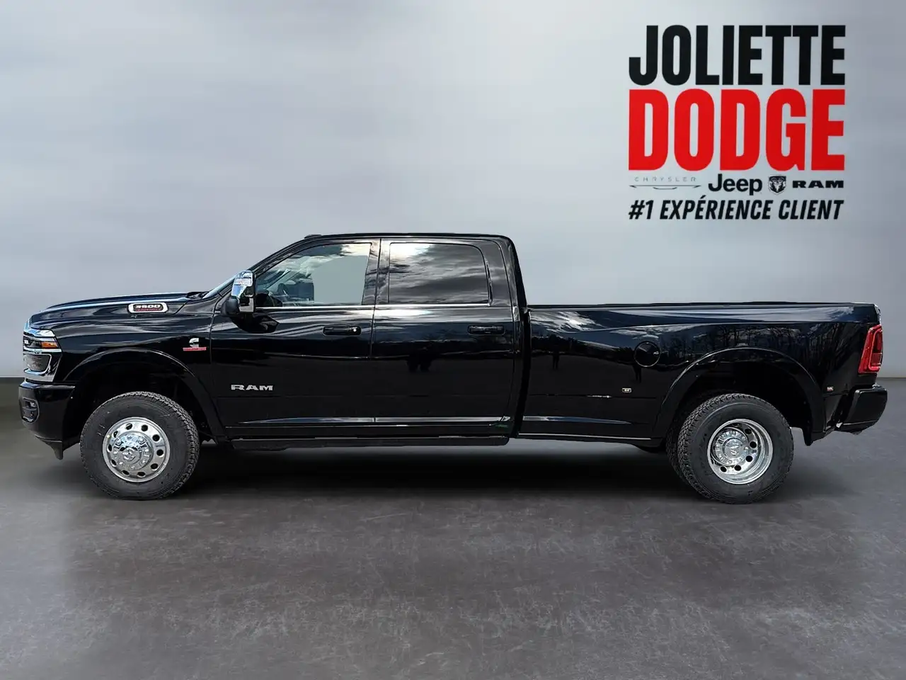 RAM 3500 снимка RAM 3500