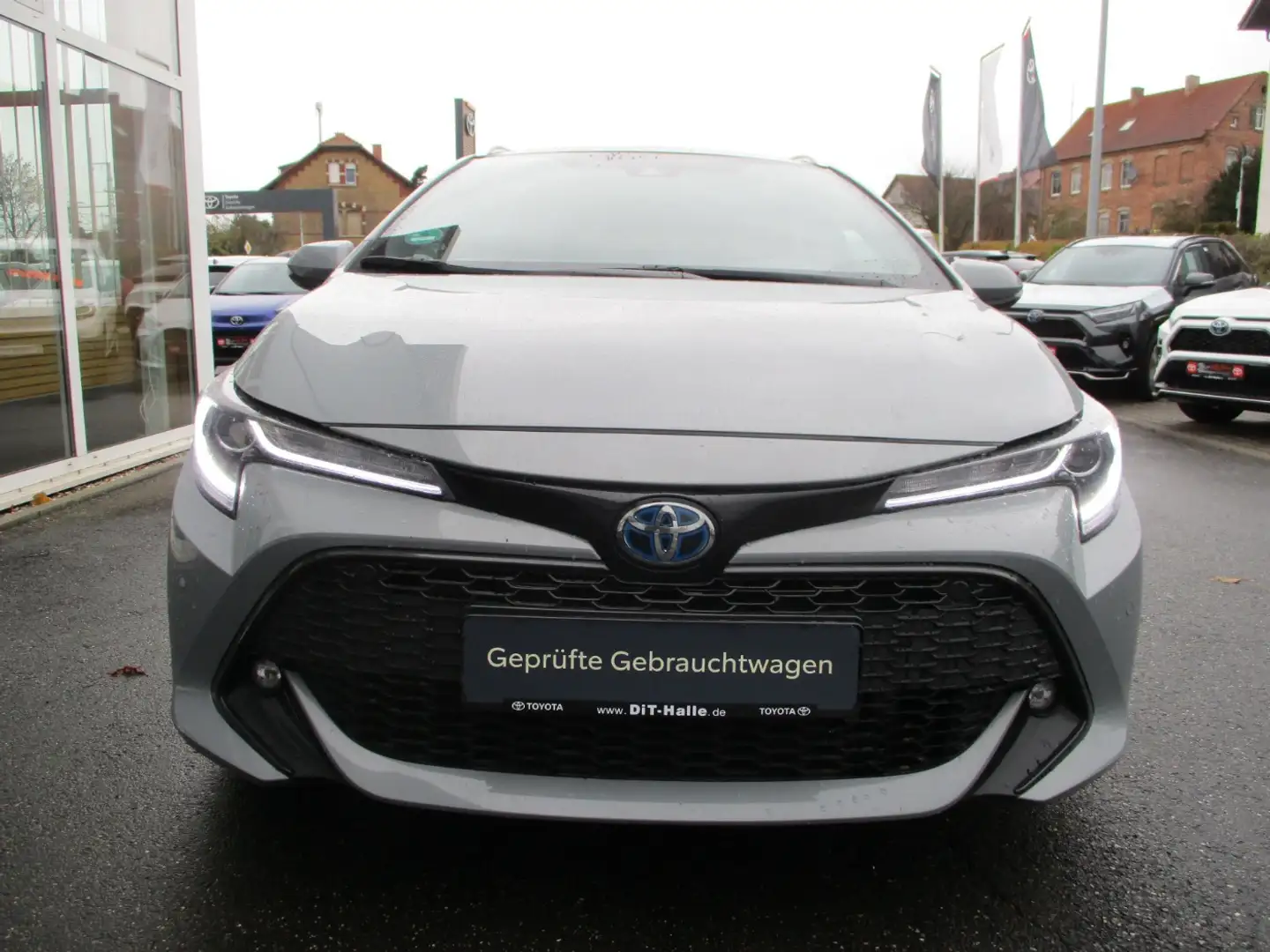 Toyota Corolla Touring Sports 2.0 Klima Kamera Sitzhzg Grau - 2