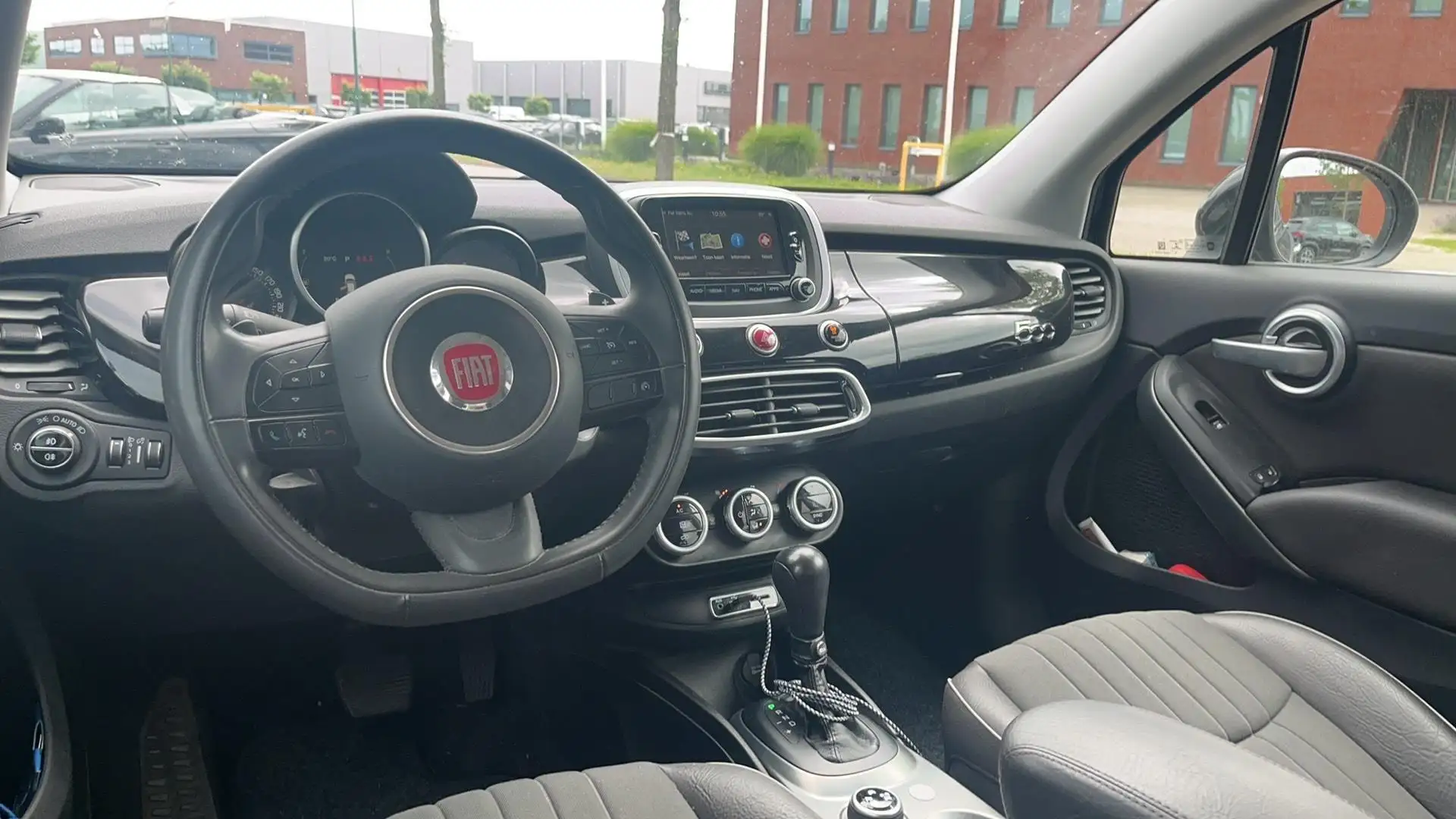 Fiat 500X 1.4 Turbo MultiAir Lounge | AUTOMAAT | 2e EIG | Zwart - 2