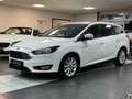 Ford Focus Turnier Titanium SHZ/NAVI/CAM/LED/APP LINK Wit - thumbnail 1