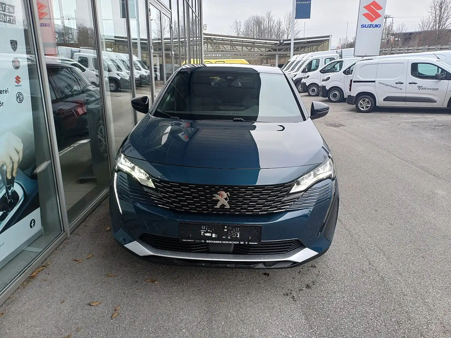 Peugeot 3008 1,2 PureTech 130 S&S AllurePack Bleu - 2