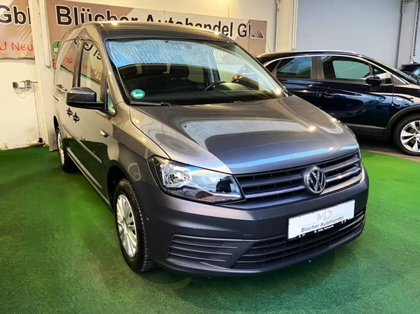 Volkswagen Caddy PKW 2 Schiebetür 5 Sitzplätze Klima Grau - 2