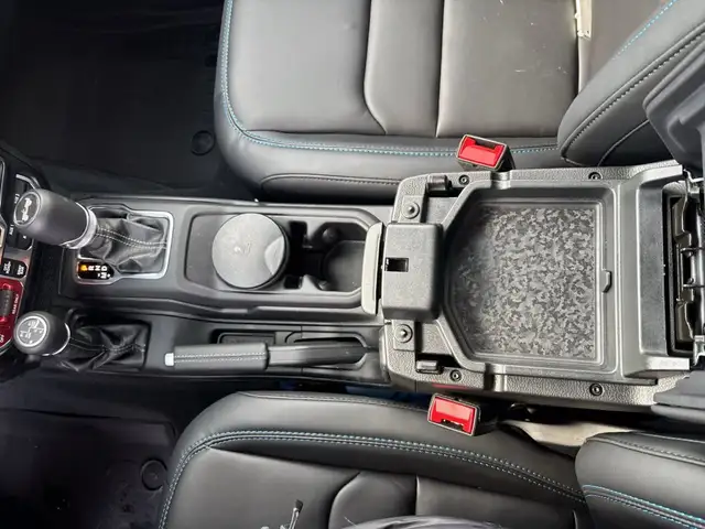 Jeep Wrangler view 15