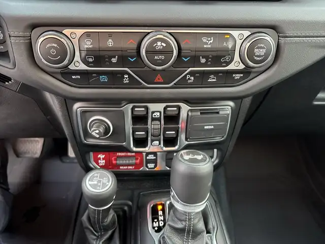 Jeep Wrangler view 14