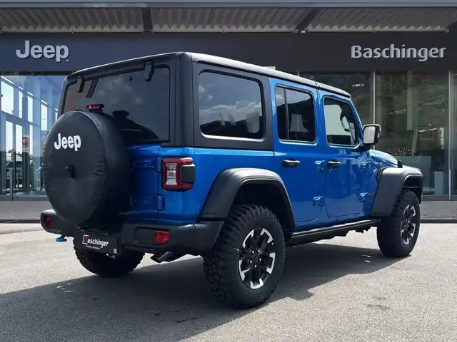 Jeep Wrangler view 2