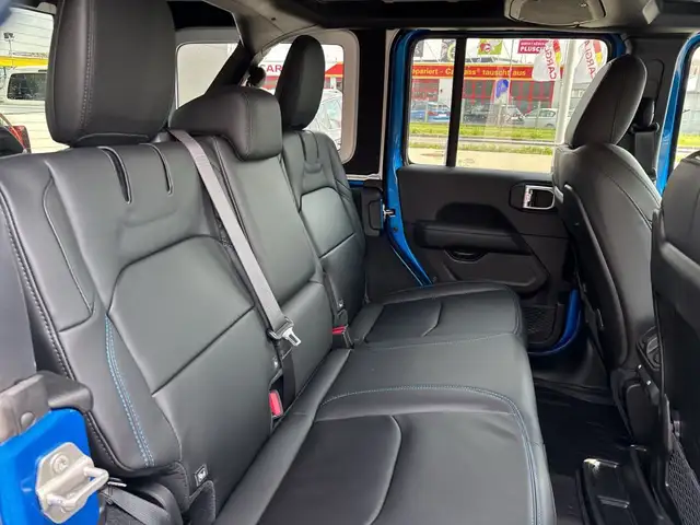 Jeep Wrangler view 12