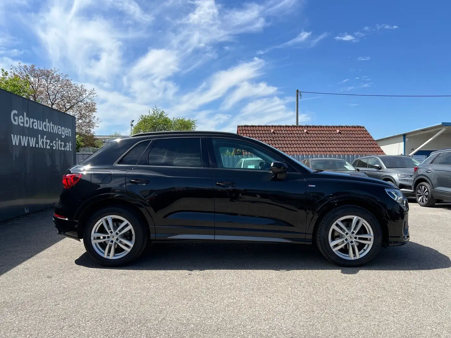 Audi Q3 35 TDI S-line S-tronic| VIRTUAL*LED Schwarz - 2