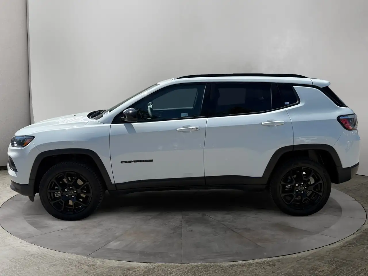 Jeep Compass photo Jeep Compass