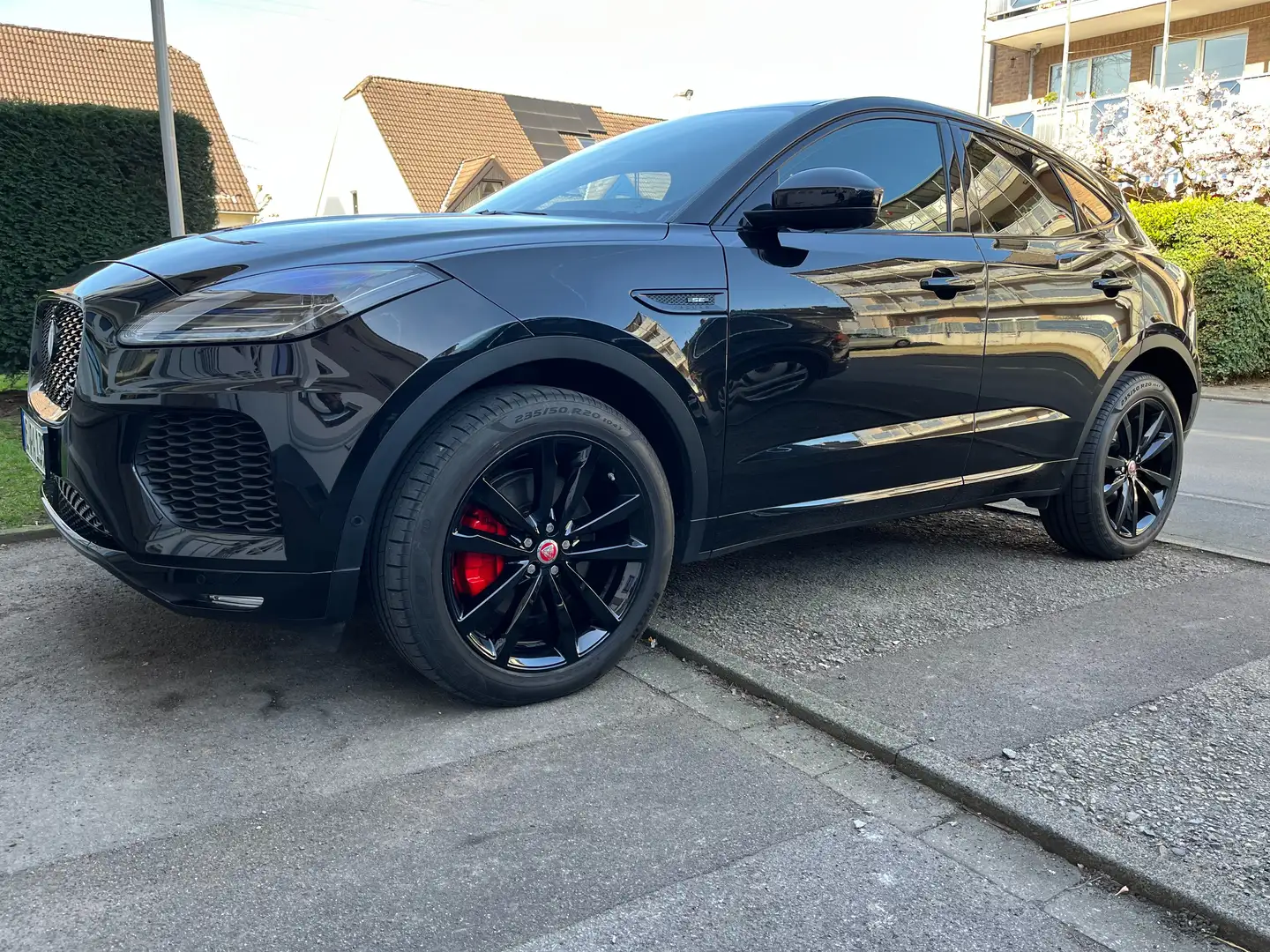 Jaguar E-Pace E-Pace P250 AWD R-Dynamic SE Schwarz - 1