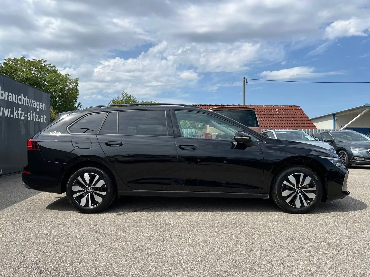 Volkswagen Golf Variant 1,5 TSI ACT Goal | NP: €42.300 Schwarz - 2