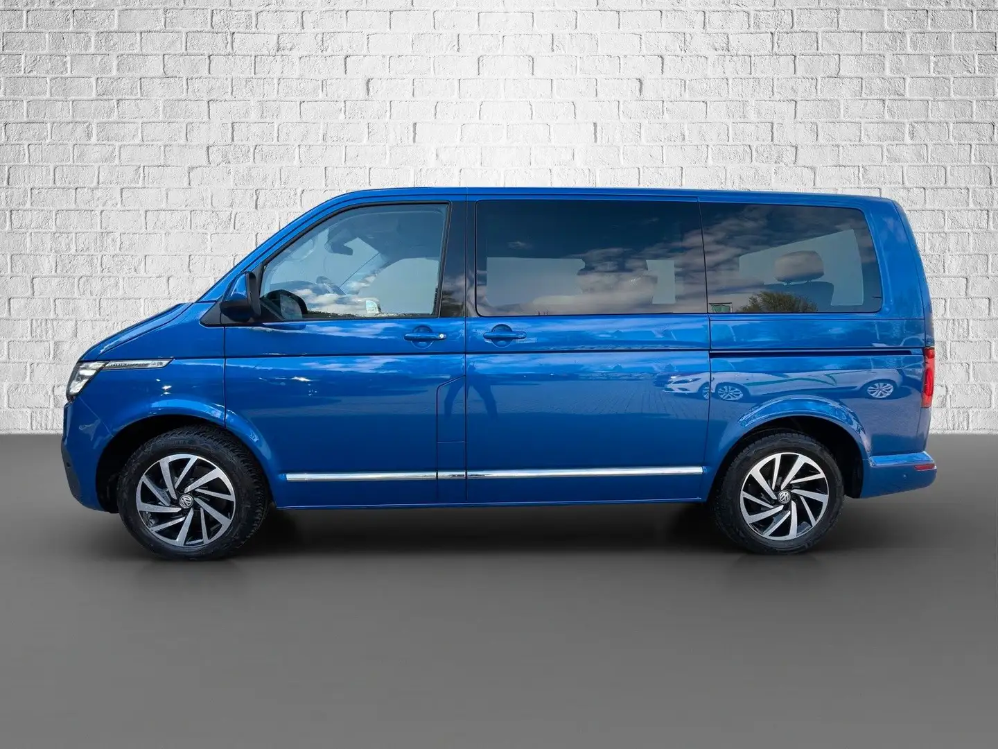 Volkswagen T6 Multivan T6.1 Multivan 2.0 DSG Generation Six FWD Bleu - 2