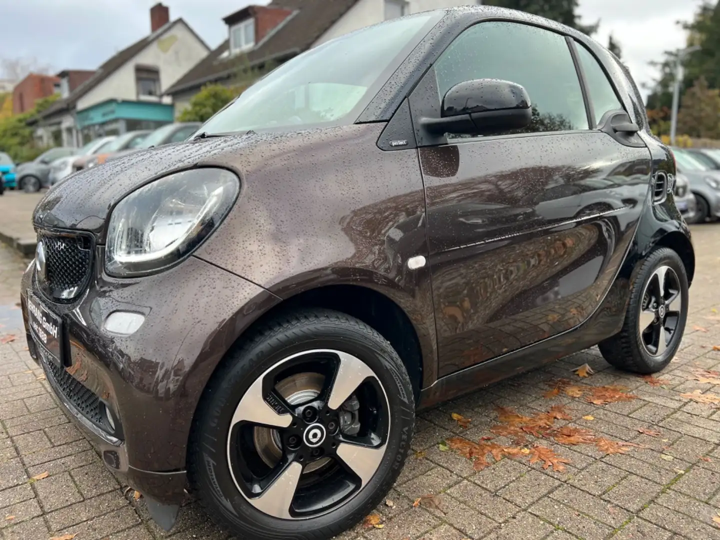 smart forTwo *PERFECT*PANORAMA*NAVI*SITZHEIZUNG Braun - 1